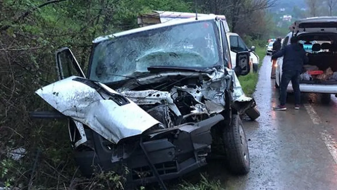 Ordu'da Korkunç Trafik Kazası! 9 Kişi Yaralandı