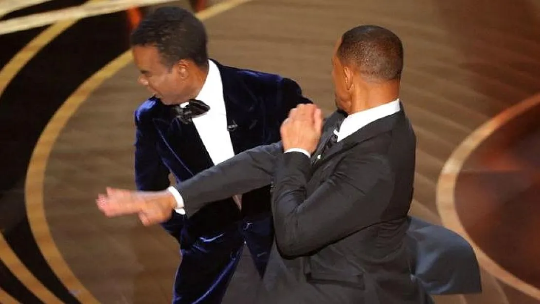 Oscar Ödül Töreni'nde yumruklu kavga! Will Smith 'Karımın adını ağzına alma' dedi yumruğu çaktı!