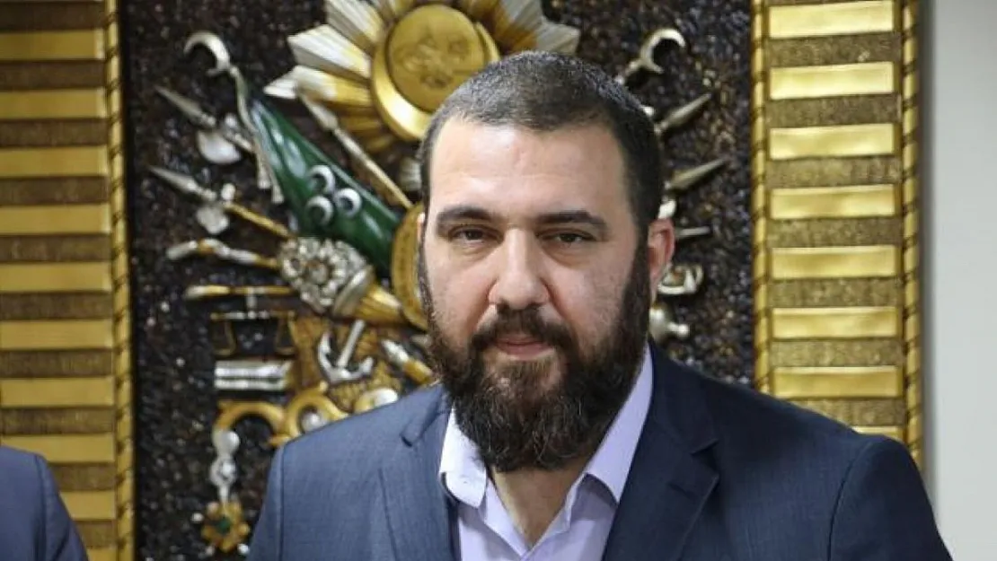 Osmanlı'nın Torunlarından Günümüze Bir İsim: Abdülhamid Kayıhan Osmanoğlu Kimdir?