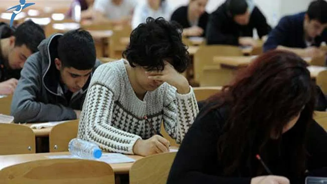 ÖSYM'nin DGS'de 0.5 Puan Şartından Dolayı Binlerce Adayın Puanı Hesaplanmadı