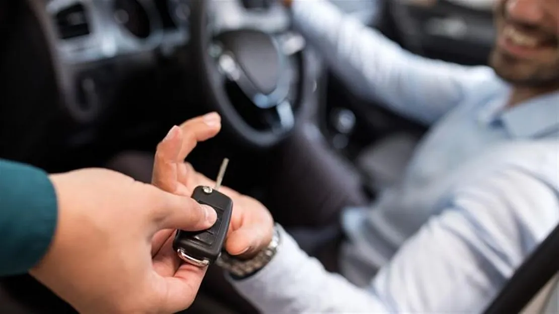 Otomobil almak isteyen herkesi ilgilendiriyor! 2021'de en çok satılan otomobiller açıklandı... Fiat, Renault, tam liste