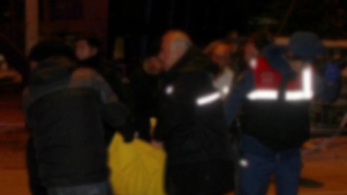 Otomobil Polis Aracına Çarptı! Şehit ve Yaralılar Var