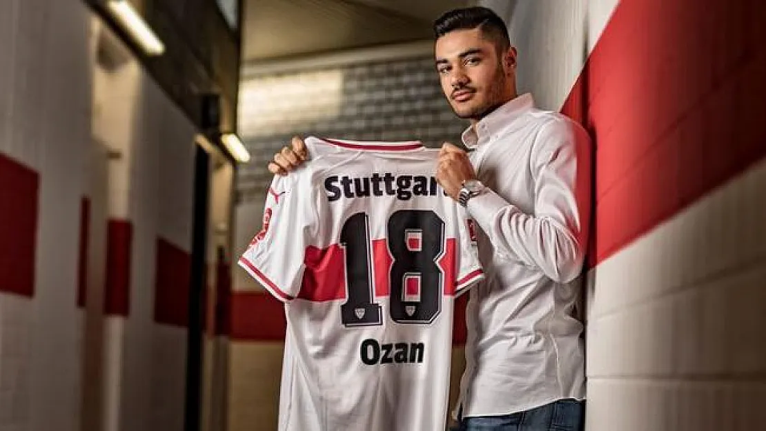 Ozan Kabak Almanya'da Değerlendi- Bundesliga'da Ödül Verildi