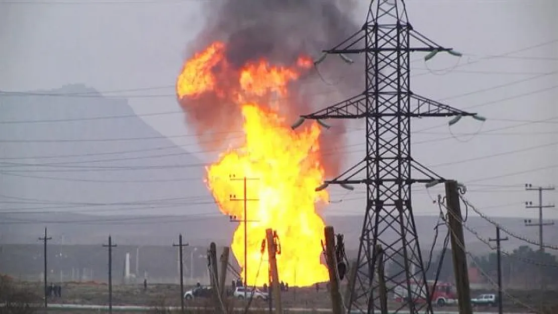 Pakistan'da Gaz Hattında Patlama Meydana Geldi- Ölüler Var