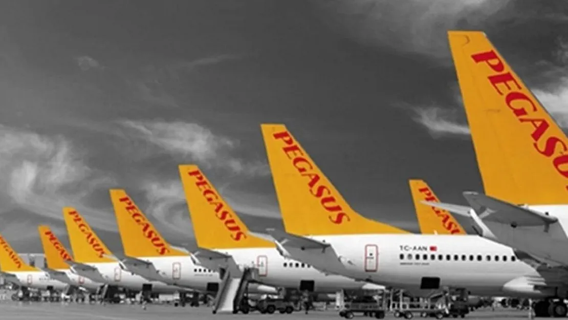 Pegasus Hava yolları Kadir Gecesi paylaşımı için harekete geçti! Bakın ne yaptı!
