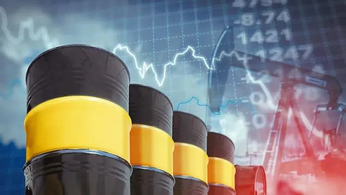 Petrol fiyat tahminlerinde aşağı yönlü güncelleme geldi! Brent petrol fiyatı 2022 sonunda ne kadar olacak?