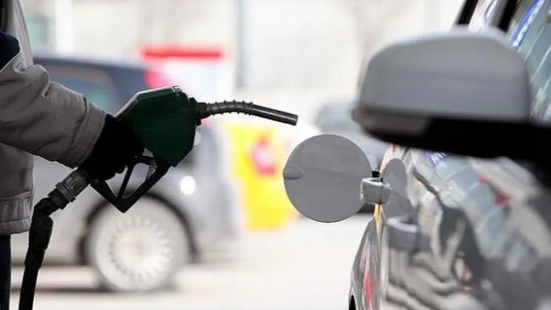 Petrol fiyatları düştü! Petrol fiyatları ne kadar oldu?