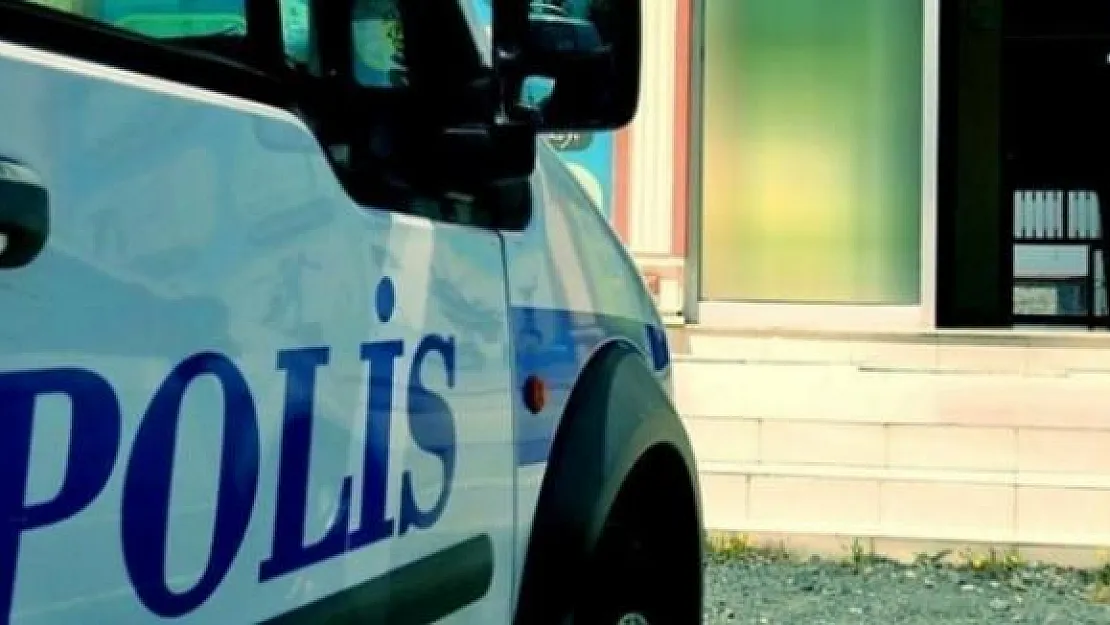 Polis Dikkati Dolandırıcılardan Kurtardı