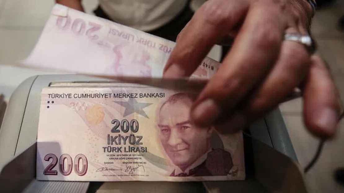 PTT'den ihtiyaç sahibi ailelere kefilsiz, şartsız 1.250 TL nakit!