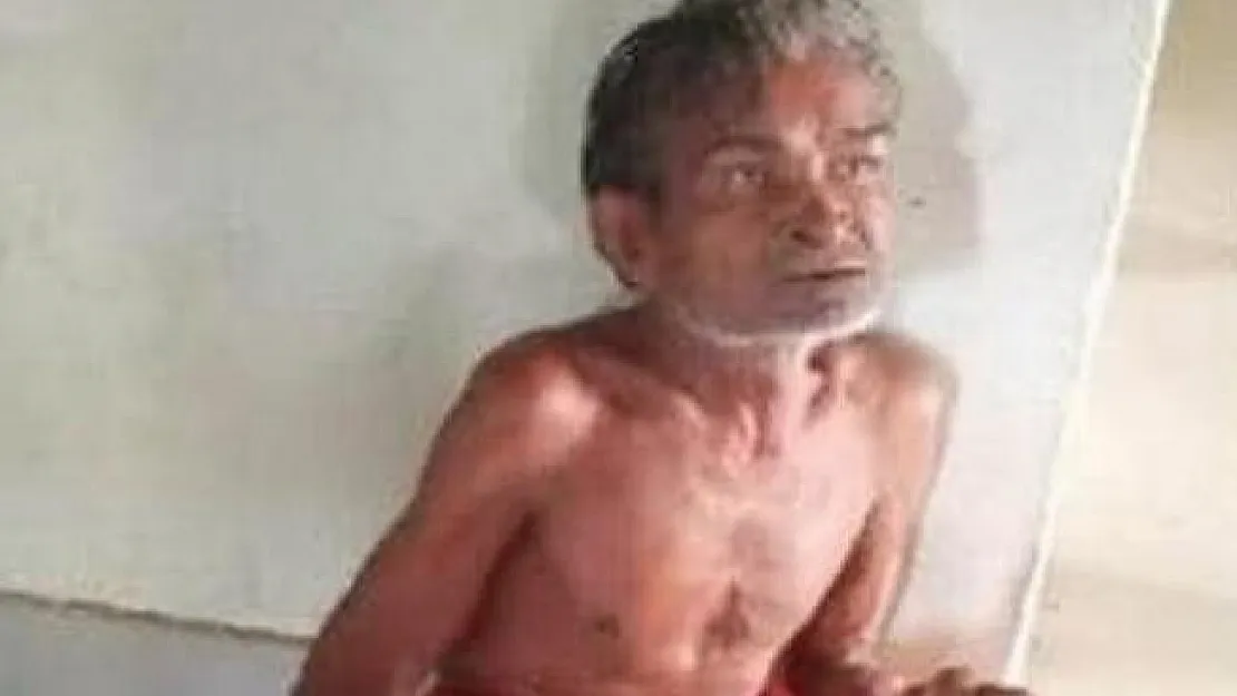 Rahip Koronavirüs bitsin diye bir insanın kafasını keserek tapınağa kurban etti!
