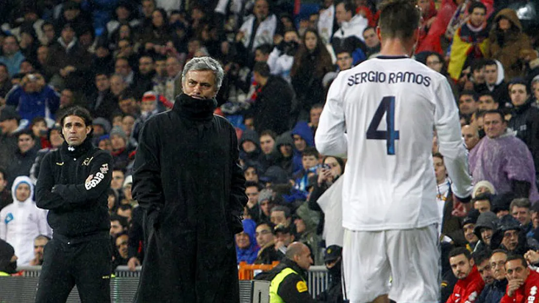 Real Madrid'de Ramos depremi! Sergio Ramos'tan Mourinho Resti!