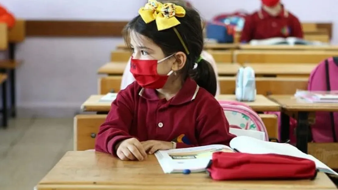 Anaokulu, ilkokul, ortaokul ve lise öğrencileri dikkat! MEB'den flaş karar alındı: Tamamen yasaklandı