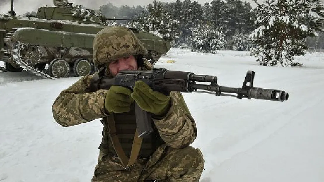 Rusya Dışişleri Bakanlığı, Ukrayna ordusunun Donbass'taki savaşa geçişine izin verdi