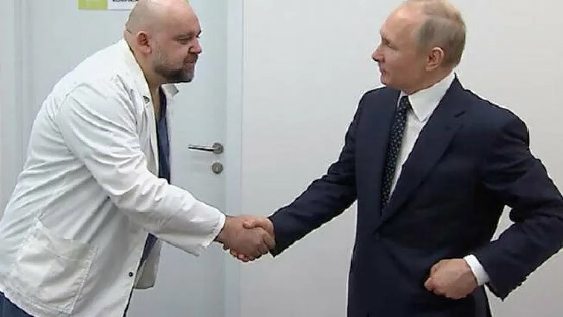 Rusya'da şoke eden gelişme: Putin'in geçen hafta görüştüğü doktorda koronavirüs çıktı!