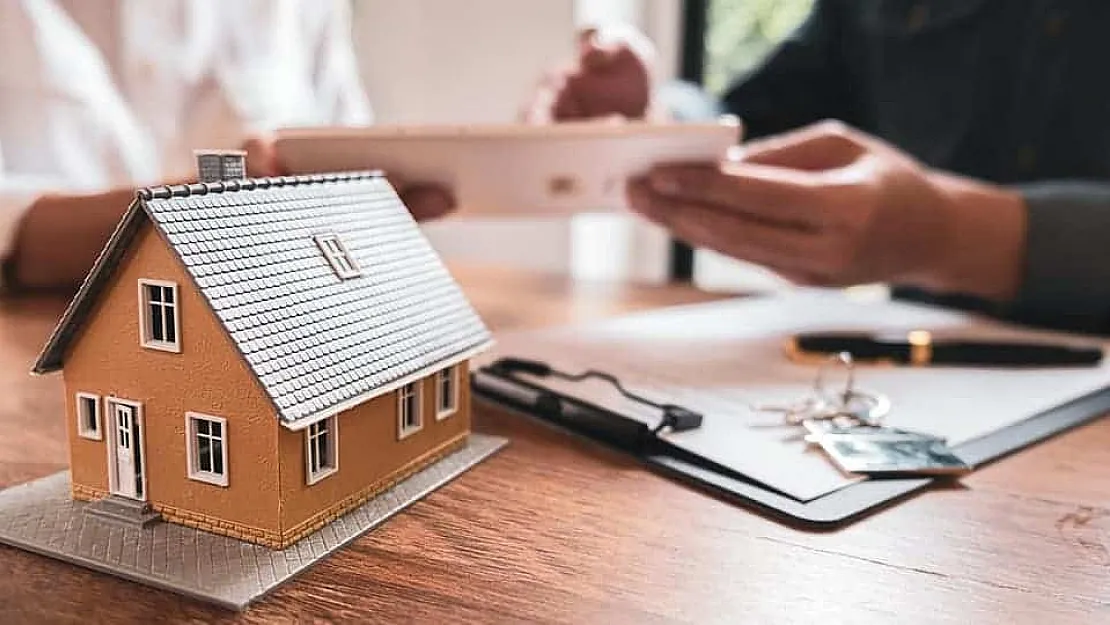 Sadece bugün satışta olacak 3+1 dairelerin fiyatları 350 bin TL'den, 2+1 dairelerin fiyatları ise 144 bin TL'den vatandaşlara sunulacak!