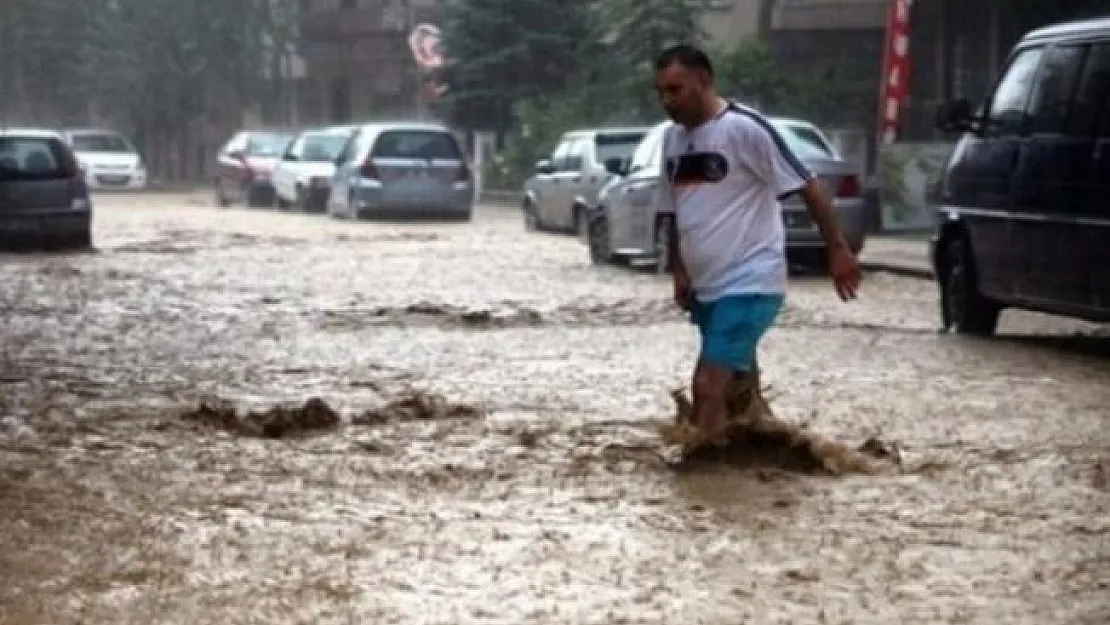 Sağanak yağış ve sel uyarısı