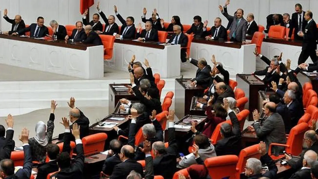 Sağlıkta Şiddet Yasası'nın Meclis gündemine alınması önerisi reddedildi!
