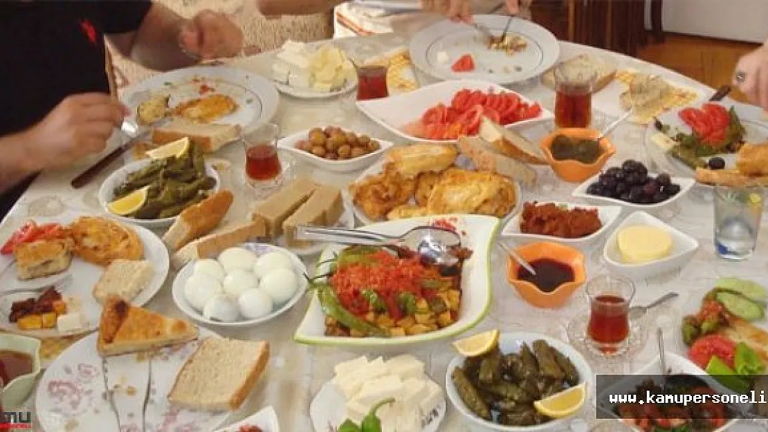 Sahur Menüsü , Sahurda Tok Tutacak Yiyecekler , Sahurda Ne Yapsam