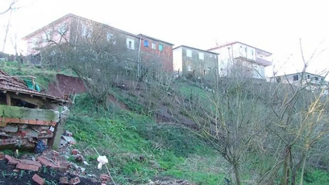 Sakarya'da heyelan tehlikesi