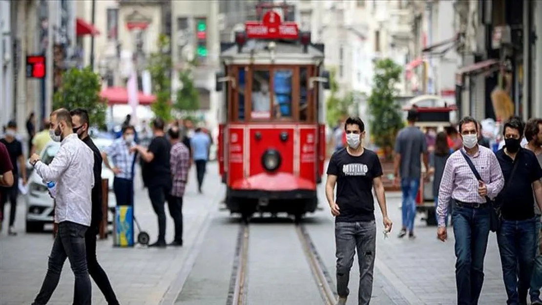 Salgında İstanbul için alarm verildi! İkinci zirve yaşanacak!