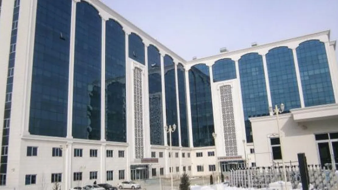 Sanayi ve Teknoloji Bakanlığı sözleşmeli erkek kadın personel alım ilanı yayınladı! Başvuru şartları açıklandı