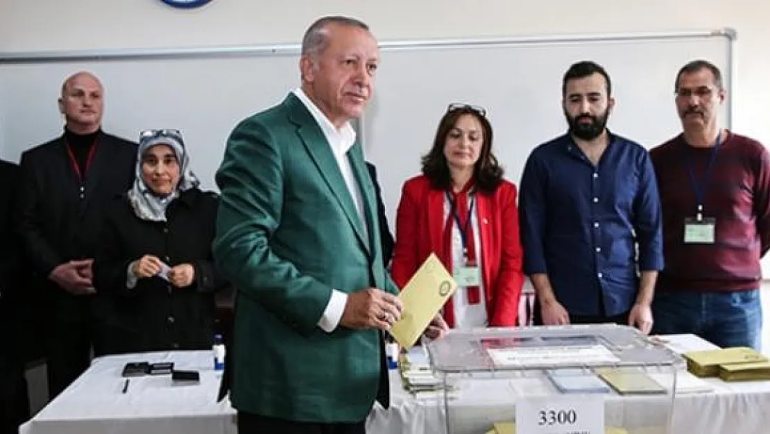 Sandık Başında İki Kişinin Hayatını Kaybetmesi Hakkında Cumhurbaşkanı Erdoğan'dan Açıklama
