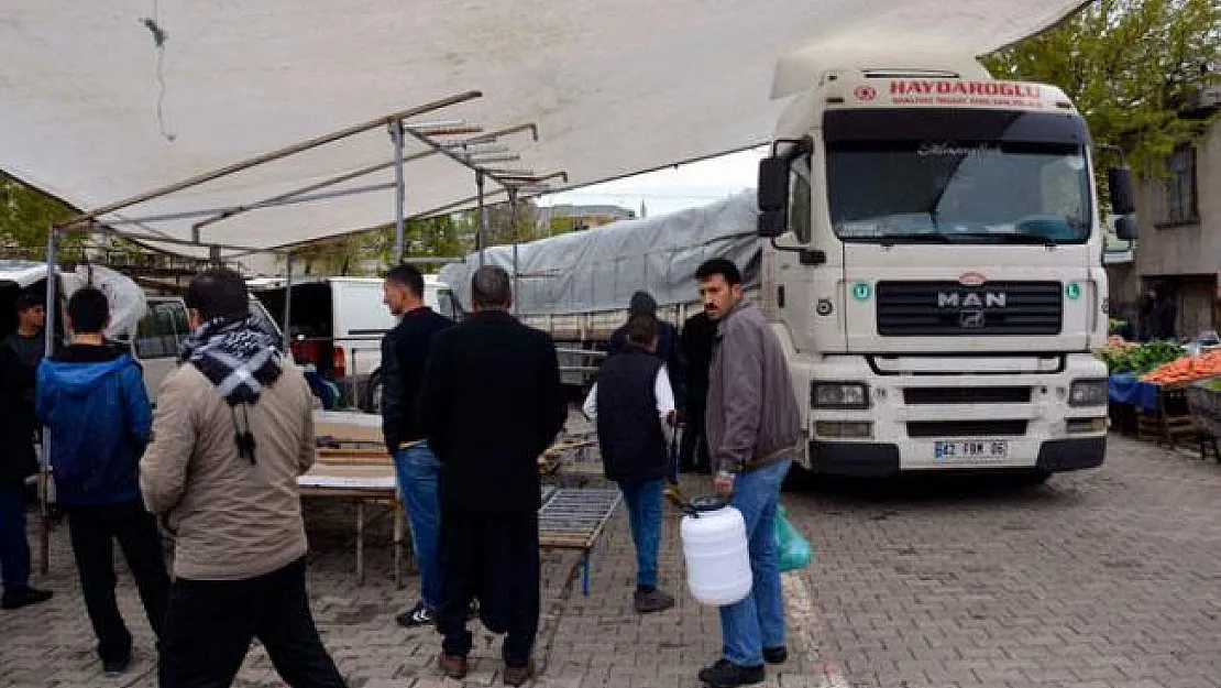 Şanlıurfa'da Feci Kaza! Freni Boşalan TIR Pazara Daldı