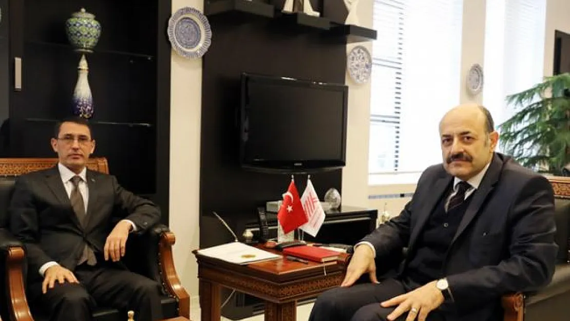Saraç, Türkmenistan Büyükelçisiyle görüştü
