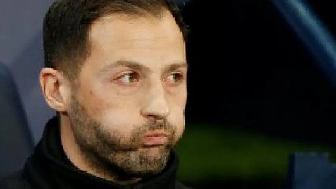 Schalke 04, teknik direktör Tedesco ile yollarını ayırdı