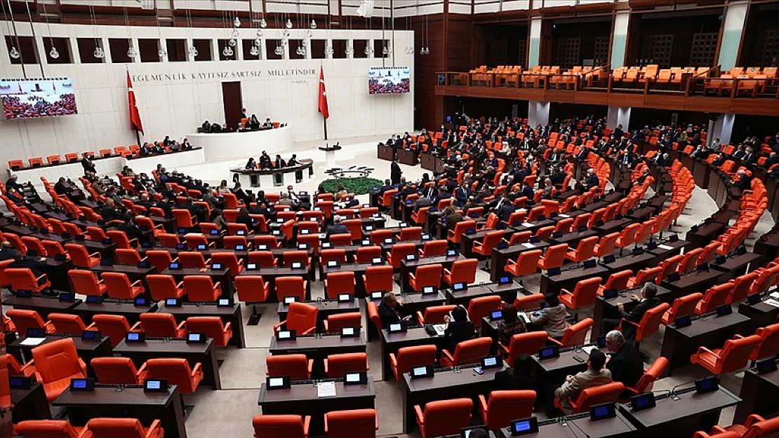Seçim Kanunu Teklifi TBMM'de Kabul Edildi! Bir Dönem Resmen Sona Erdi!