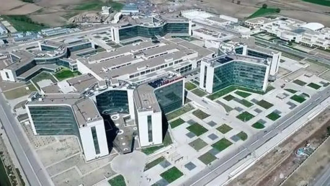 Şehir hastanelerine 5865 işçi alımı ve 8635 sağlık personeli alımı yapılacak!