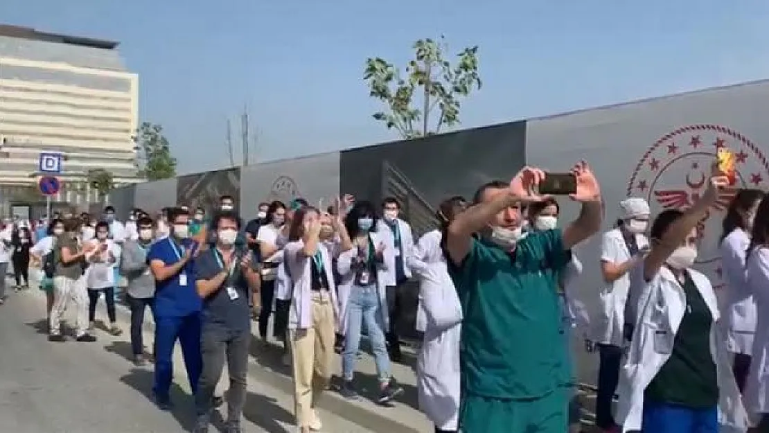 Şehir hastanelerinin faturalarını sağlık çalışanların ek ödemeleri ile yaptıkları ortaya çıktı!