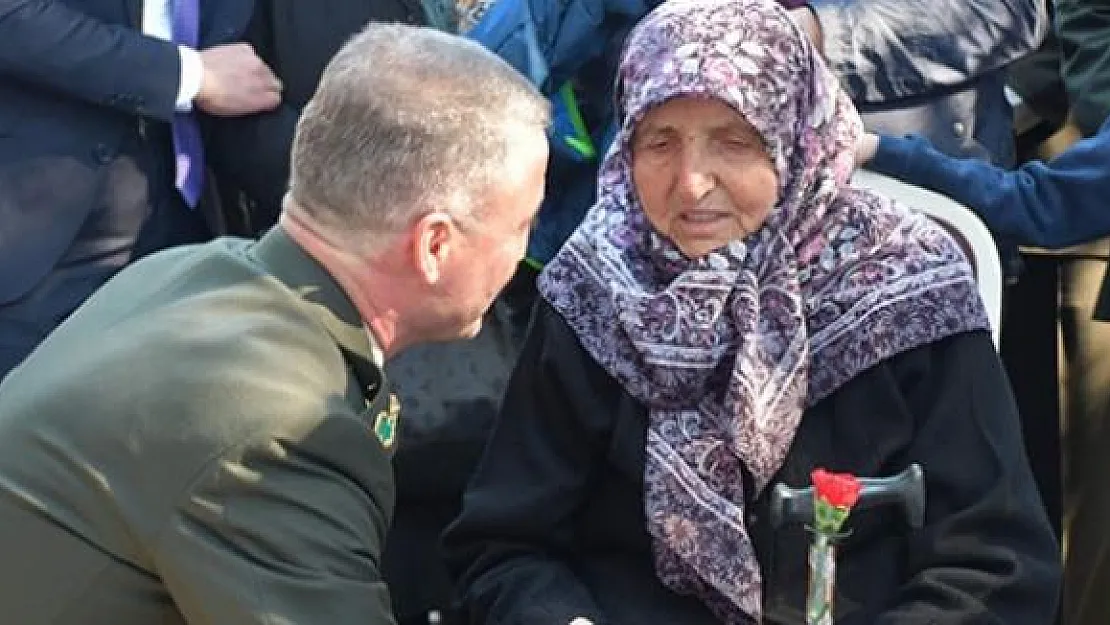 Şehit Annesinin Sözleri Yürekleri Sızlattı