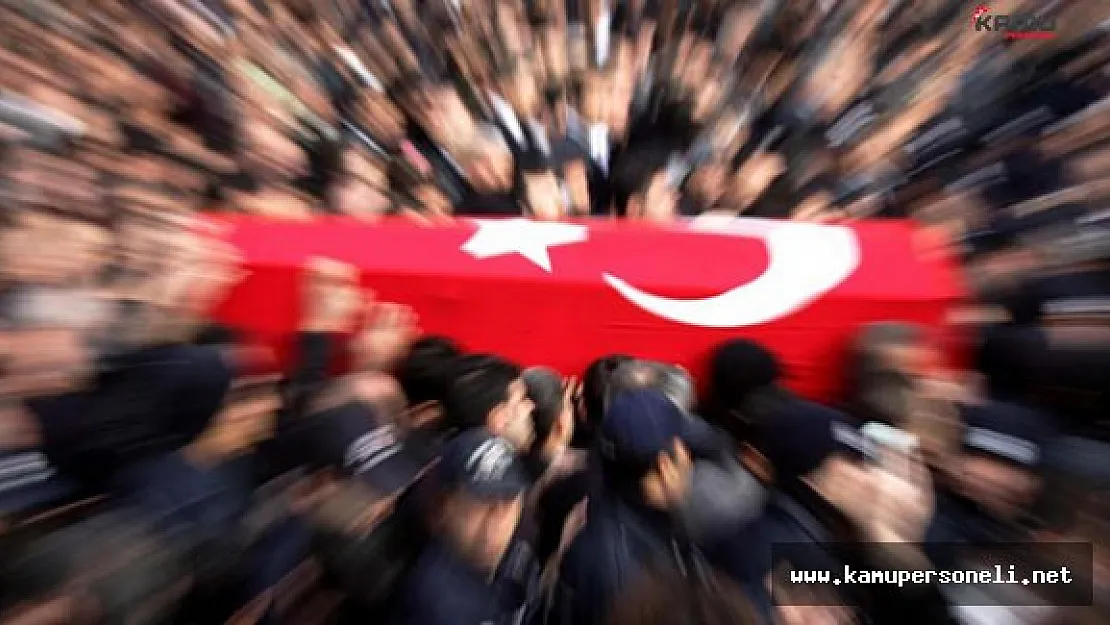 Şehit Polis Memuru Annesinin Yanına Defnedildi