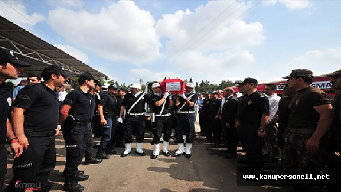 Şehit Polis Memuru Memleketinde Toprağa Verildi