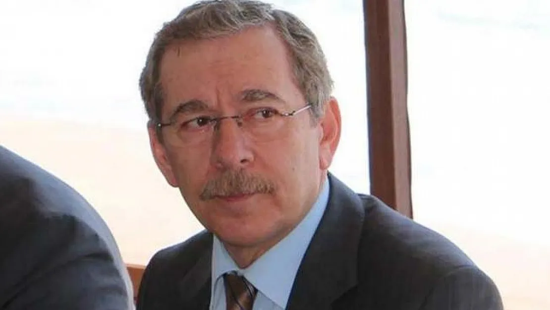 Şener camilerde Çav Bella Çalınmasını AKP'ye yakın isimler tarafından provokasyon amaçlı yapıldığını öne sürdü