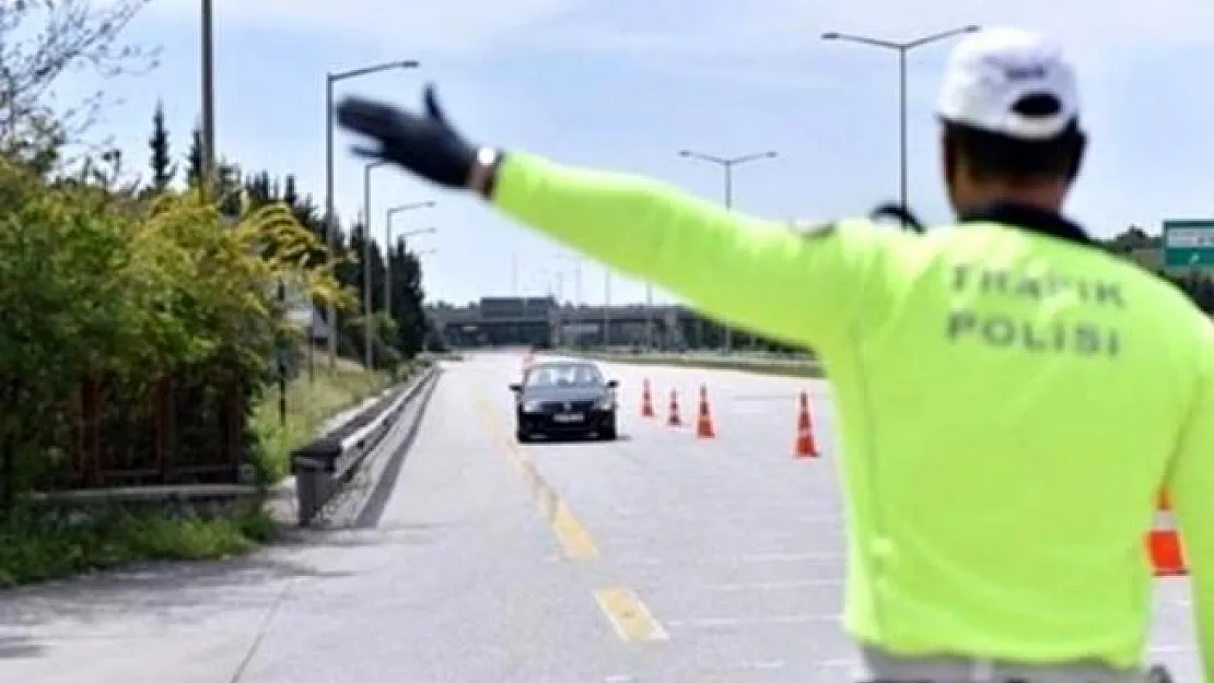 Seyahat kısıtlamasının kaldırılacağı tarih açıklandı mı? Ramazan Bayramı'nda sokağa çıkmak yasak mı?