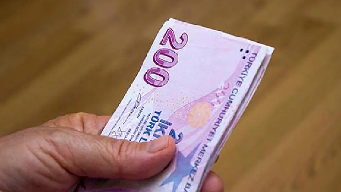 SGK ödenen prim paralarını toplu olarak iade ediyor! Kimler alabilir?