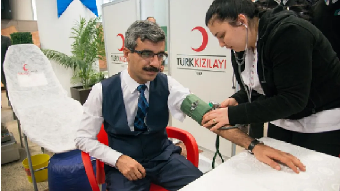 SGK  Personeli Kan Verdi!