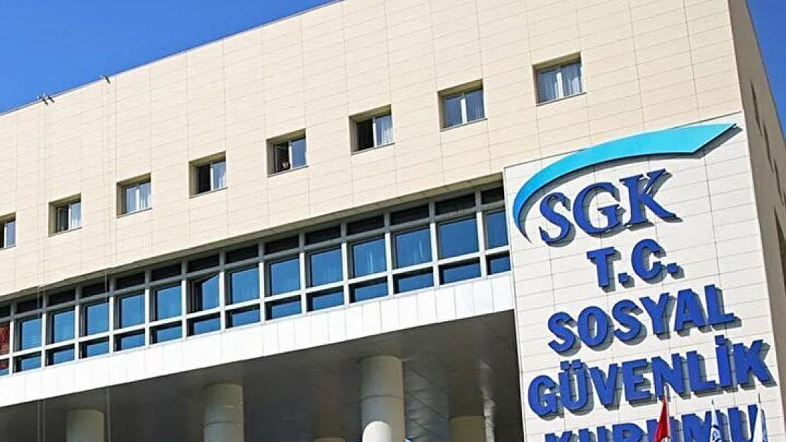SGK'dan Vatandaşlara Uyarı! Bunu Yapanların Maaşı Kesilecek!