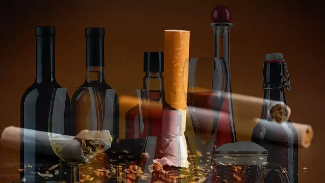 Sigara Ve Alkol Bu Kez Fena Çarpacak! Rekor Zam Açıklandı!