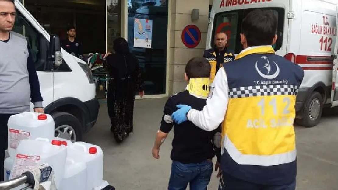 Siirt'te metruk binada çökme: 3 çocuk yaralı