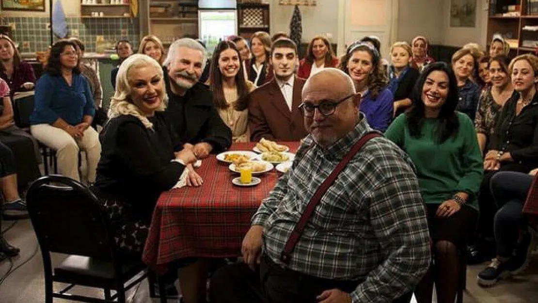 Sinema Dünyasının Acı Günü ! Usta Oyuncu Levent Beceren Hayatını Kaybetti