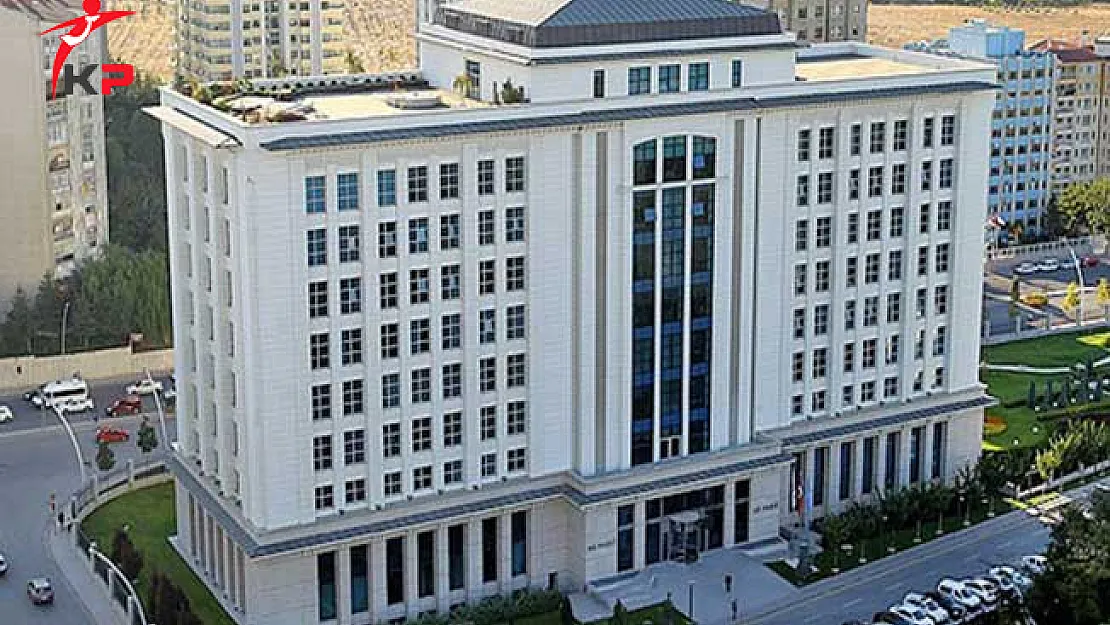 Son Dakika ! AK Parti'de İkinci İstifa Geldi !