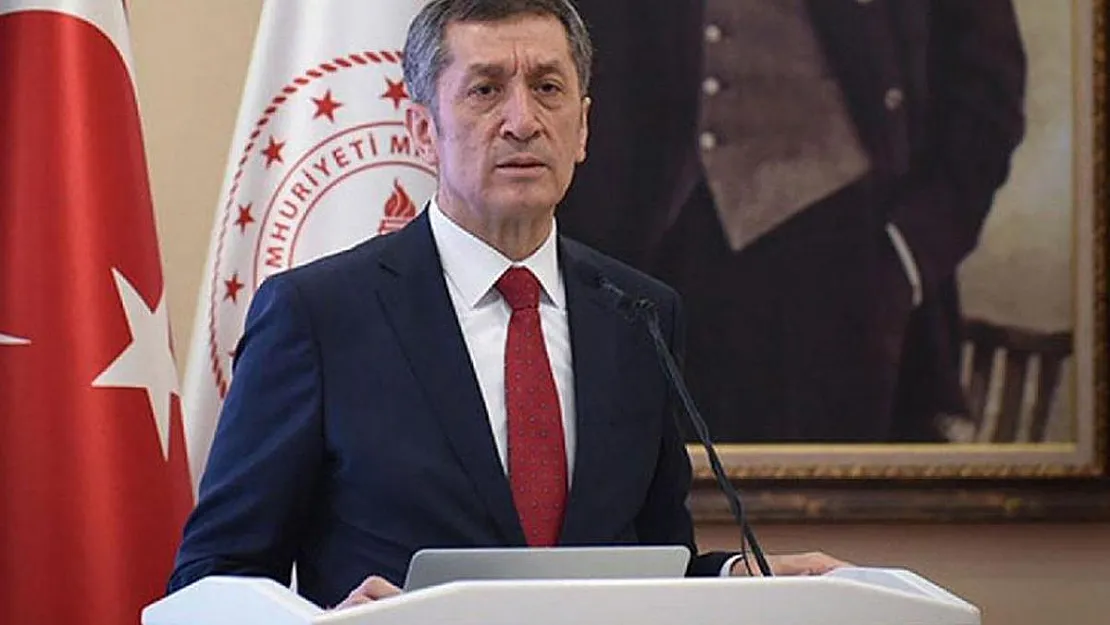 Son dakika: Bakan Selçuk tarafından milyonlarca öğrenciyi ilgilendiren sınav açıklaması yapıldı!