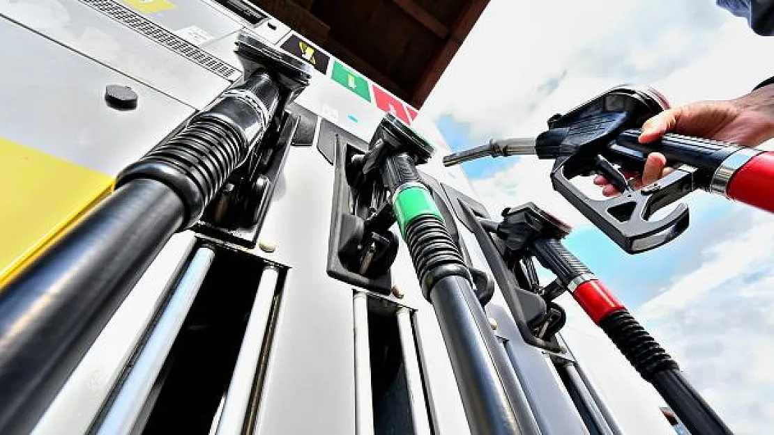 Son dakika: Brent petrol zirve yaptı! Akaryakıta rekor zam duyuruldu! Bu gece depoları doldurun: Litresi 25 TL oluyor