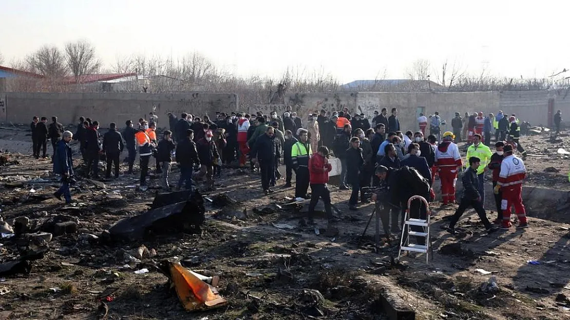 Son dakika çok büyük bir kaza daha oldu! Onlarca ölü ve yaralı var: Çok sayıda ekip sevk edildi