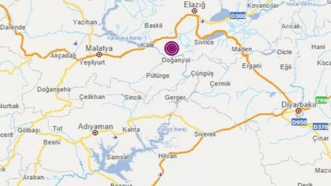 Son dakika deprem! Elazığ'da 4,9 büyüklüğünde deprem Malatya, Diyarbakır ve çevre illerden de hissedildi