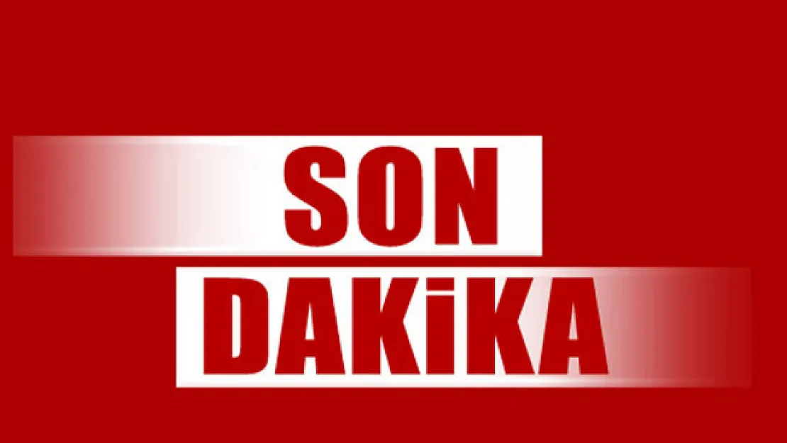 Son Dakika... Esenyurt'ta Yol Çöktü! Binalar Boşaltıldı
