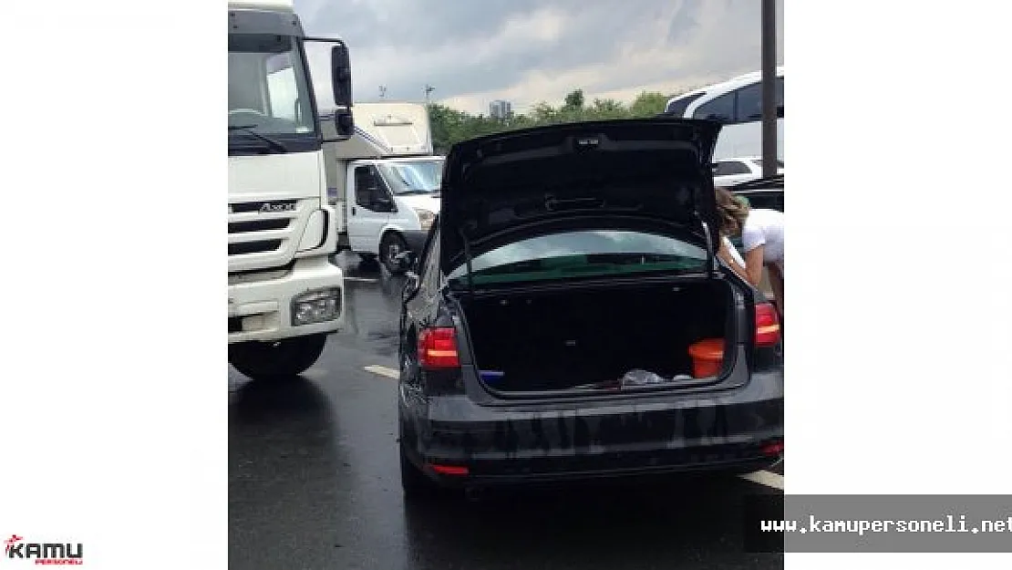 Son Dakika Esra Erol Trafik Kazası Geçirdi